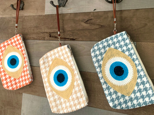 Woven Clutch bags